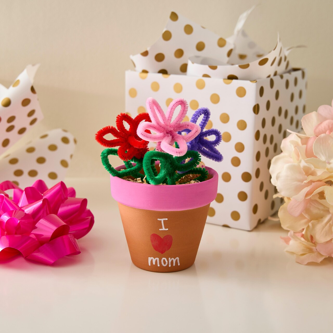 Sunday MakeBreak: I Love Mom Clay Pot